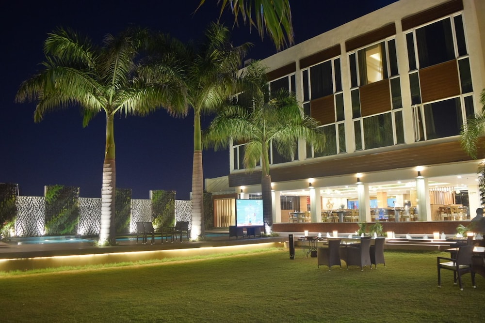 Country Inn & Suites by Radisson Jammu 4/45