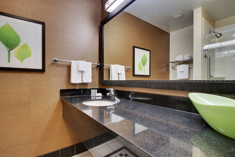 Fairfield Inn Suites By Marriott Ottawa Starved Rock Area 21/46