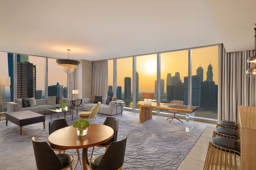 The St. Regis Downtown Dubai 30/35
