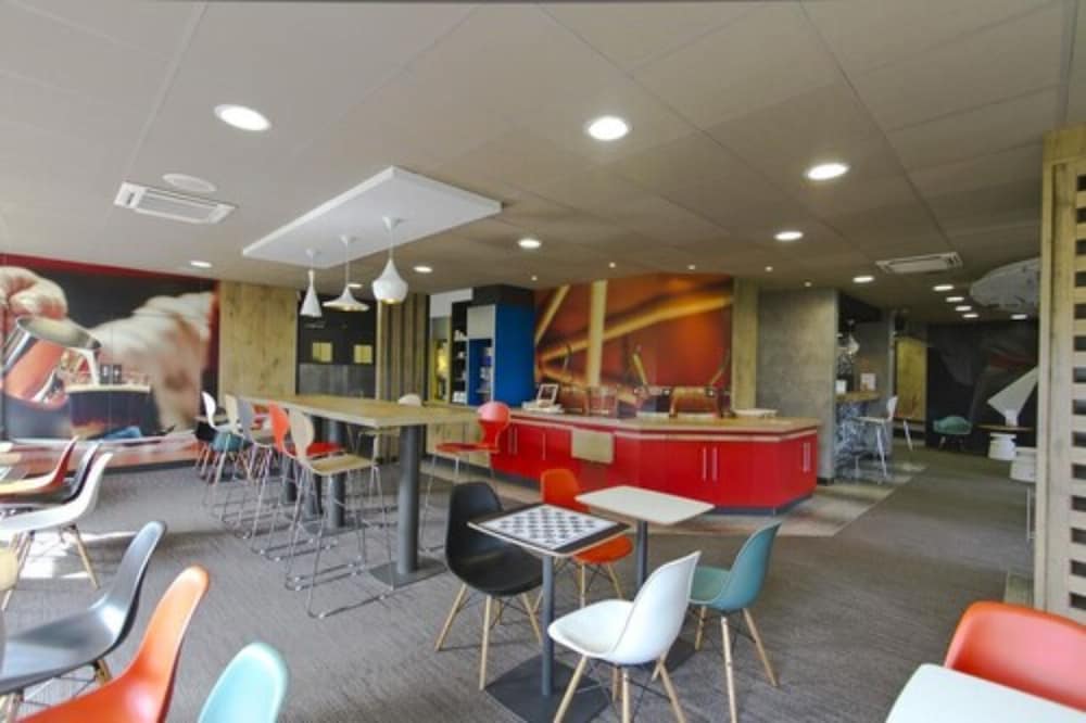 Ibis Chambery 30/36