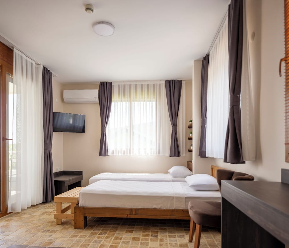 Cesmekes Butik Otel 13/50