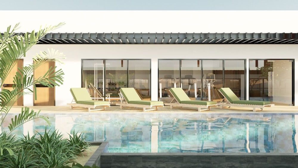swimming pool spa