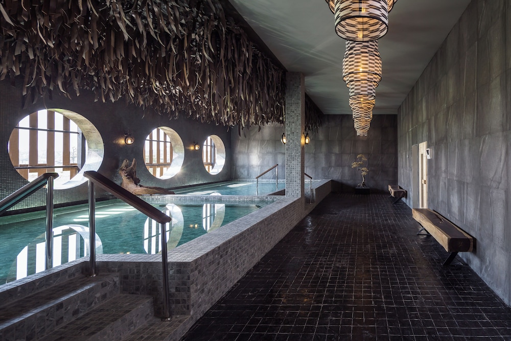 Thann Wellness Destination 24/50