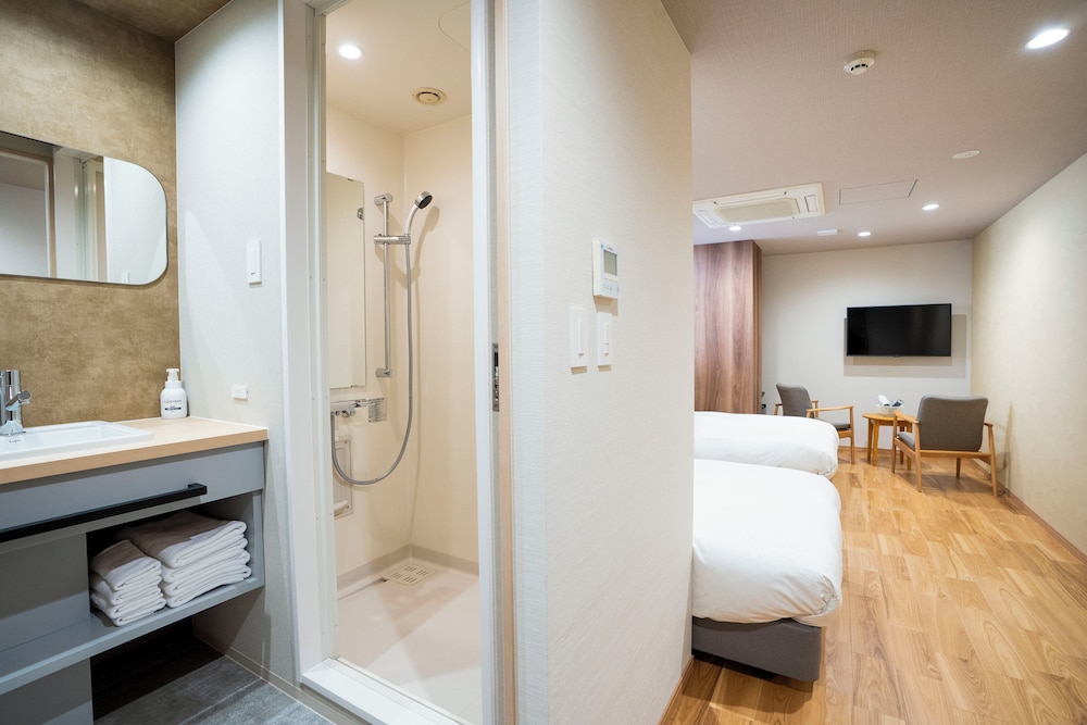 Hotel S-Presso Namba Ekimae 48/50