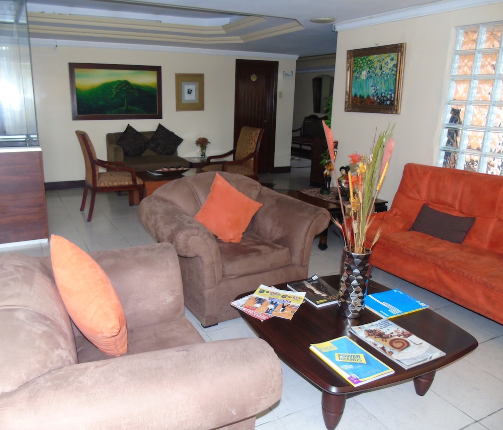 Hotel Malecon Inn 50/67