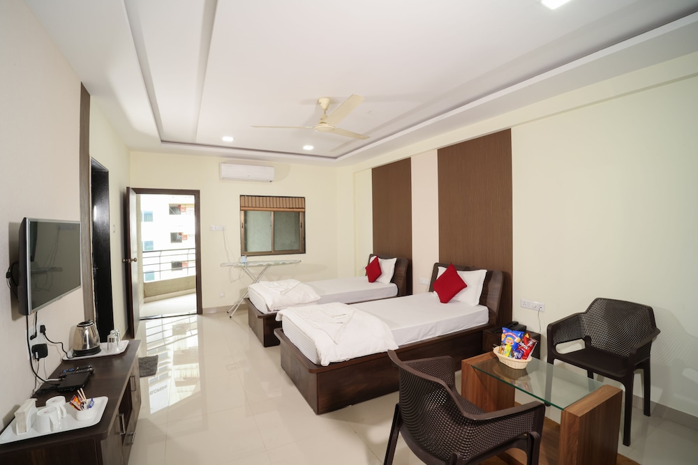 Hotel Bramha Inn 20/45