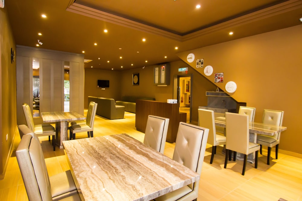 888 Boutique Hotel 49/60