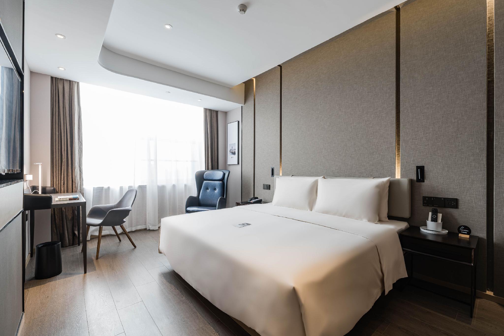 Jimu, Double Bed, Lake View