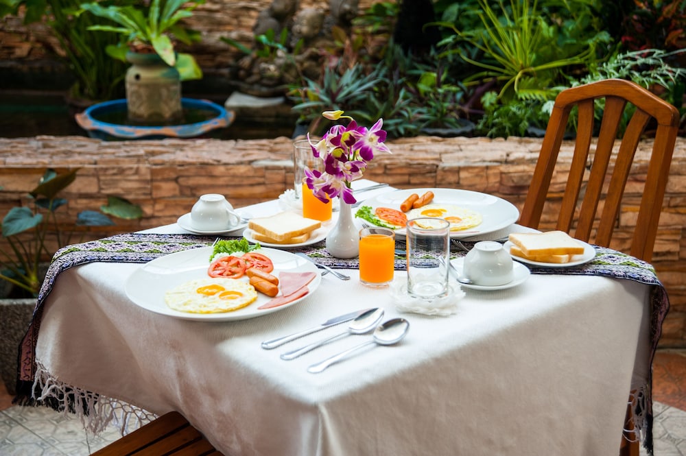 Crystal Inn Phuket 33/38