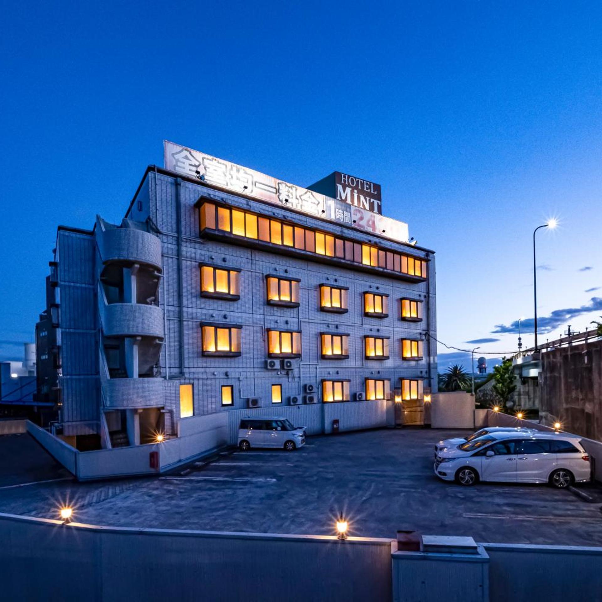 Hotel Mint -Adults Only 4/58
