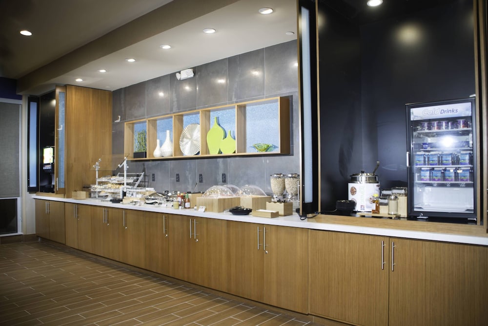 Springhill Suites Houston Westchase 35/45
