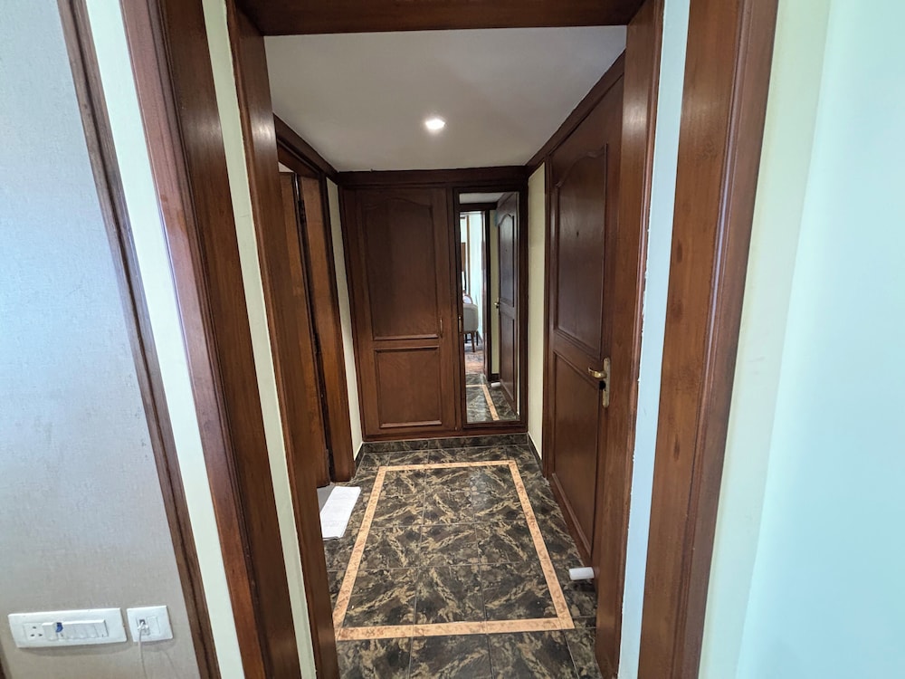 HOTEL PRADEEP 30/55
