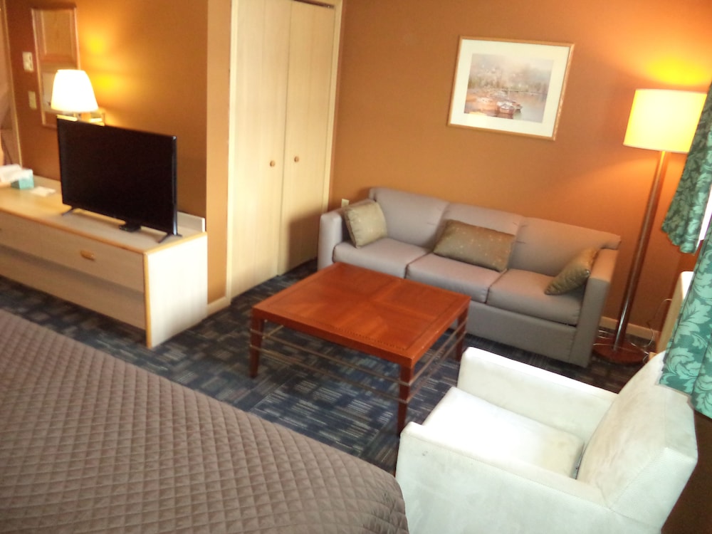 Lakeside Motor Inn 12/26