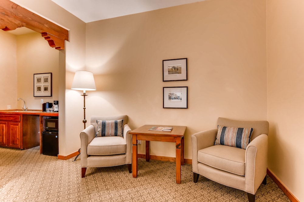 Old Santa Fe Inn 39/64