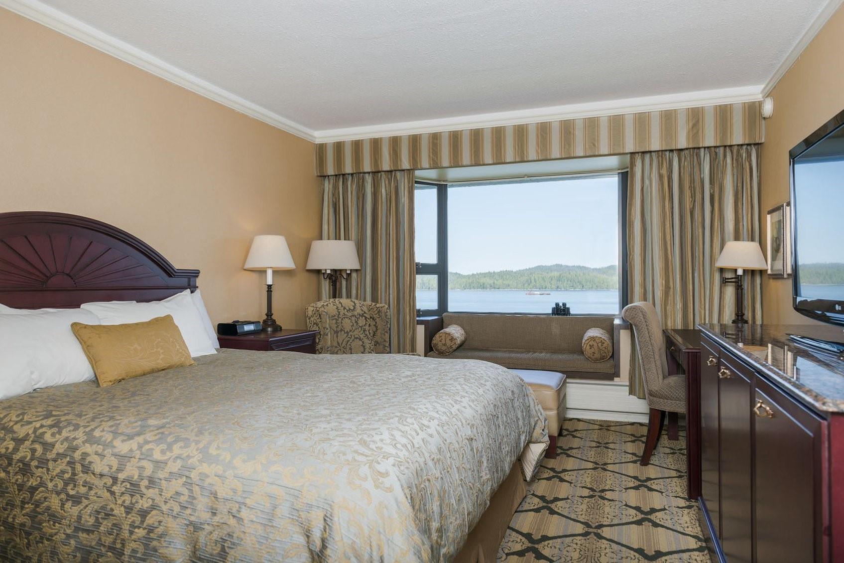 Crest Hotel 6/25