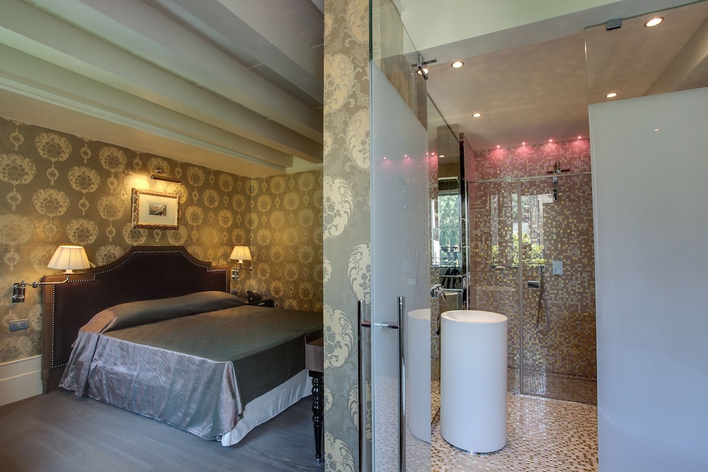 Hotel Moresco 16/42