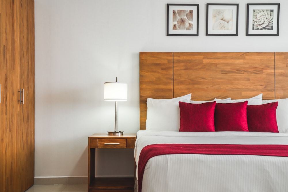 City Suites Curacao 18/70
