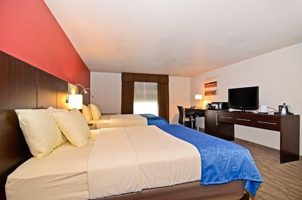 Astoria Hotel and Event Center 23/61