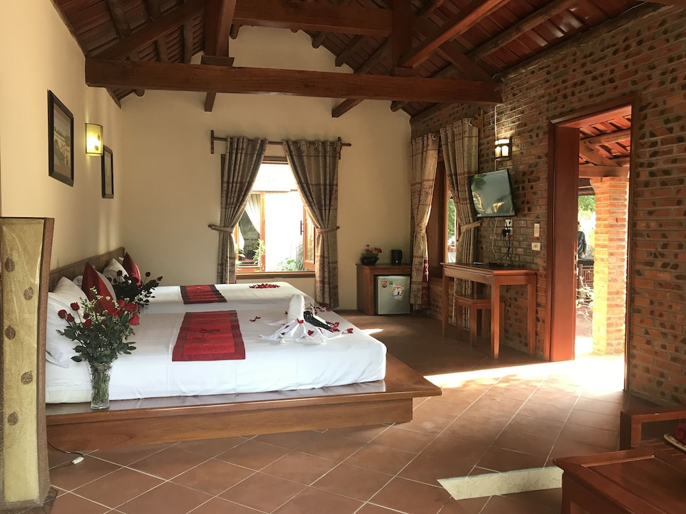Chez Loan Hotel 24/48