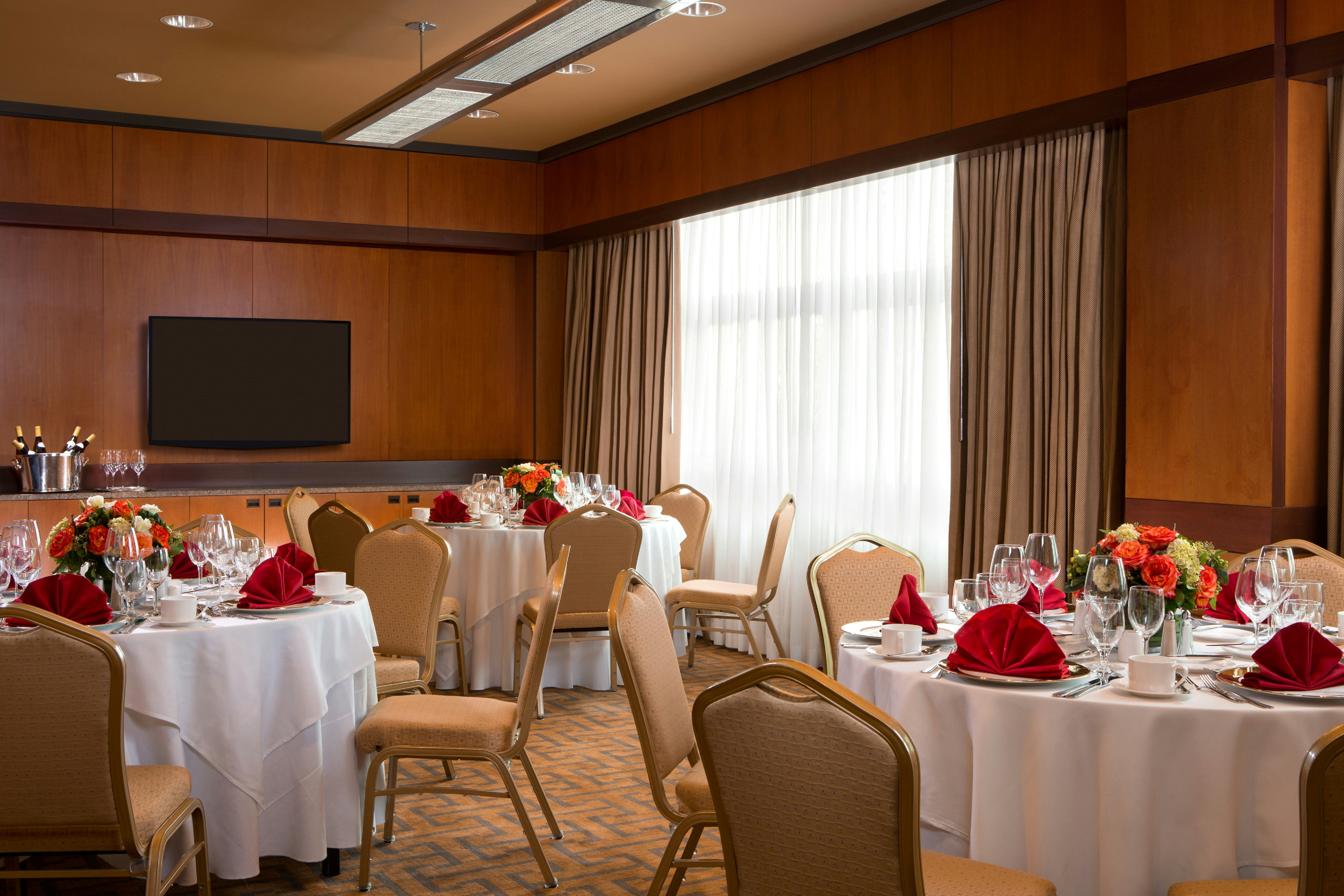Millennium Hilton New York ONE UN Plaza 54/72