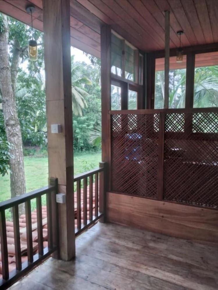 Green Herbal Ayurvedic Eco-Lodge 39/54