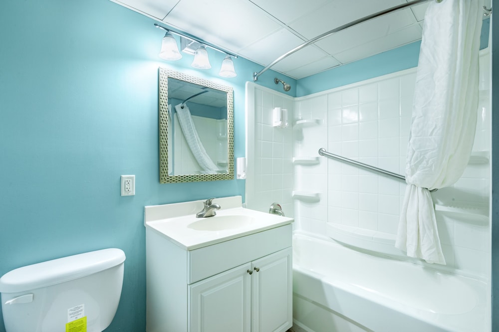 Ocean Key Resort Virginia Beach, Virginia 18/50