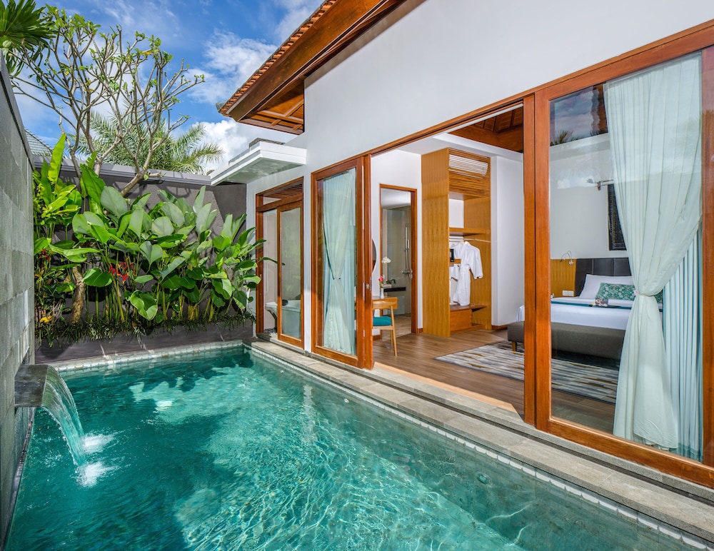 S18 Bali Villas 2/66