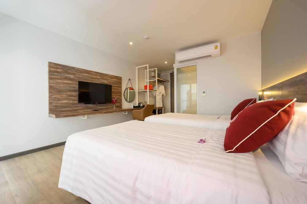 Tour De Phuket Hotel 22/71
