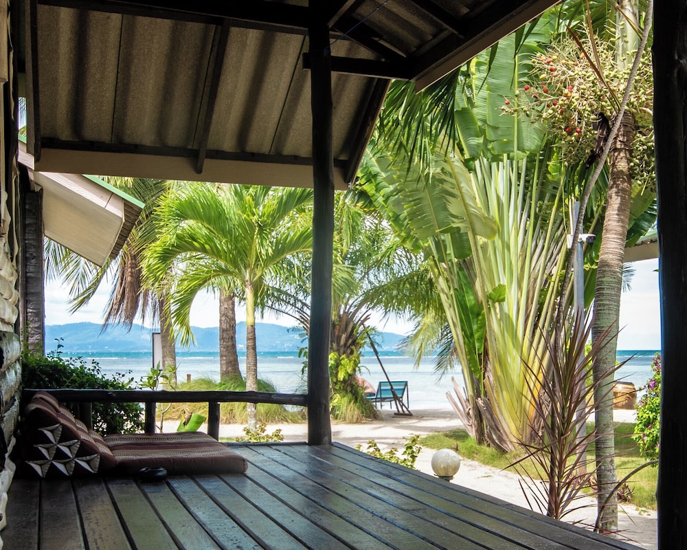 Phangan Beach Resort 36/68