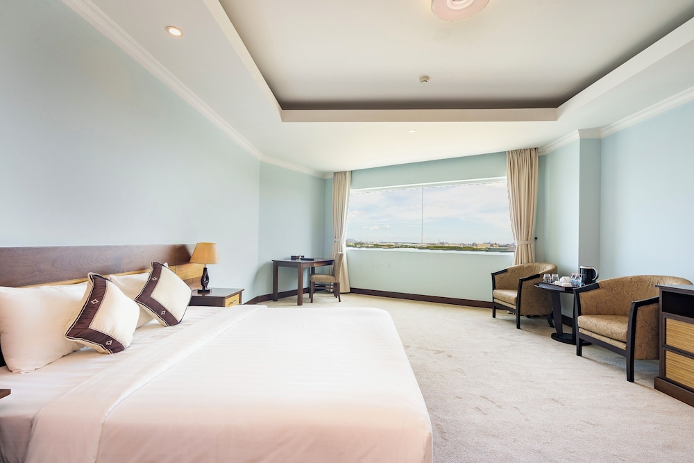 Phu My Harbour Hotel 13/57