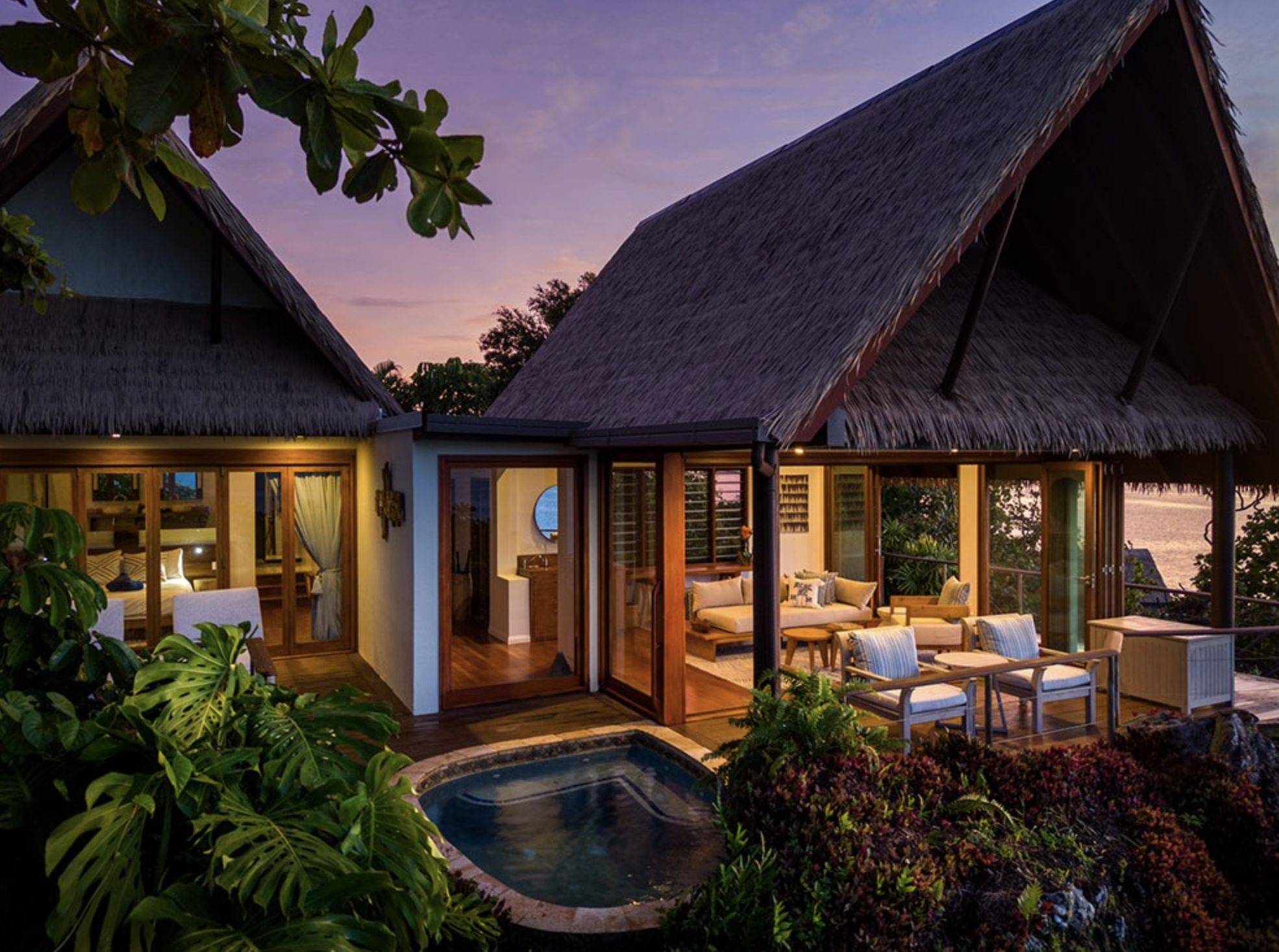 Royal Davui Island Resort 21/22