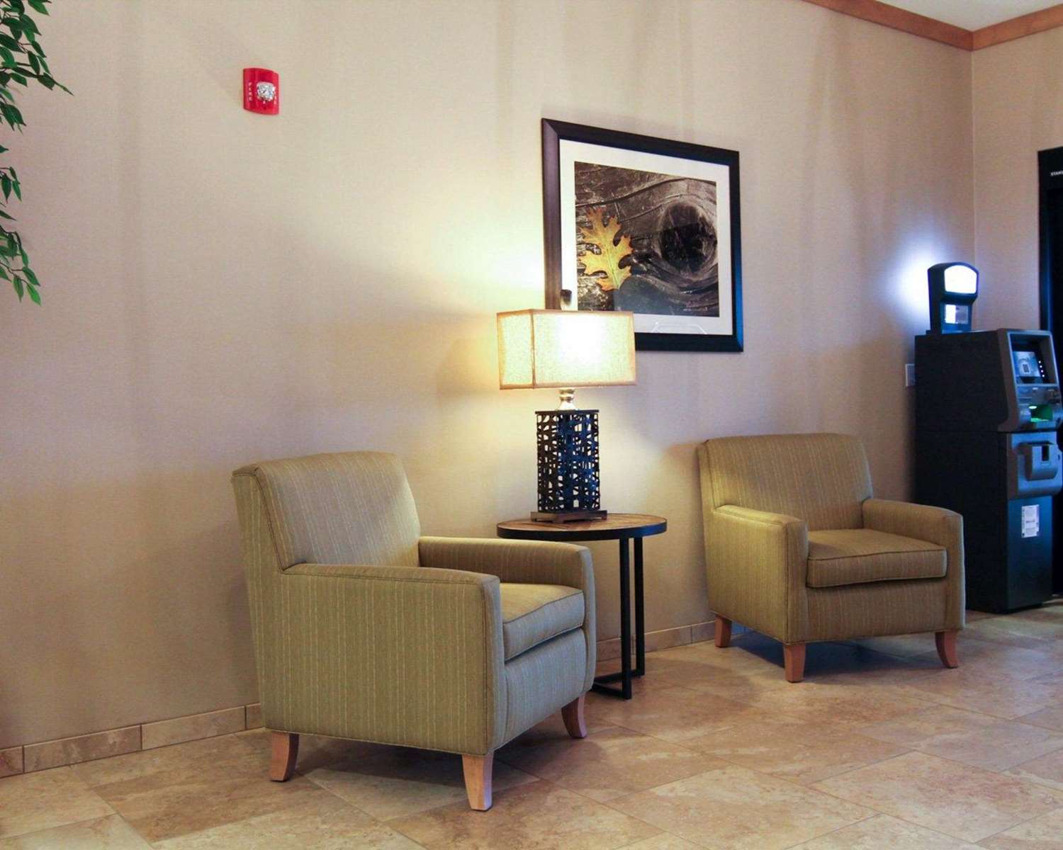 Mainstay Suites Tioga 24/47
