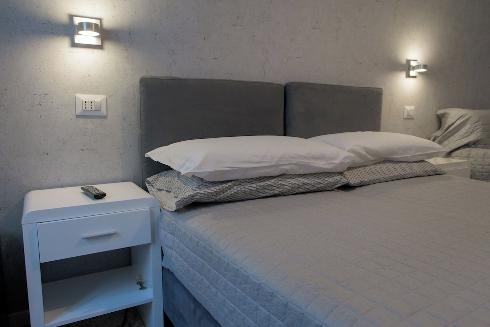 Beatus Viator Guest House 10/40