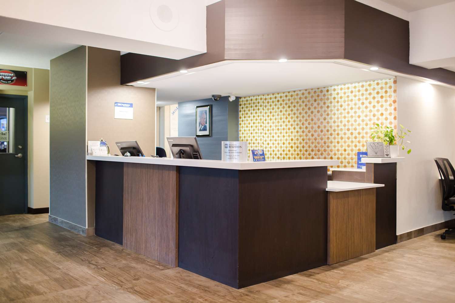 Ottawa Kanata Hotel and Conference Centre 2/24