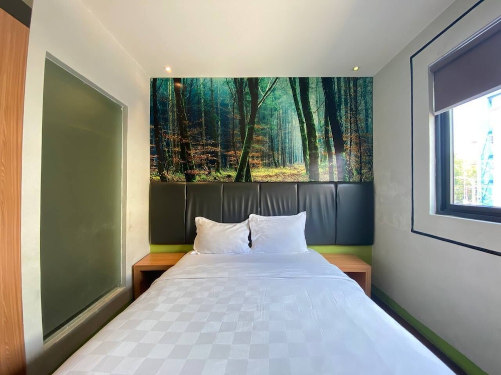 Arbor Biz Hotel 30/58