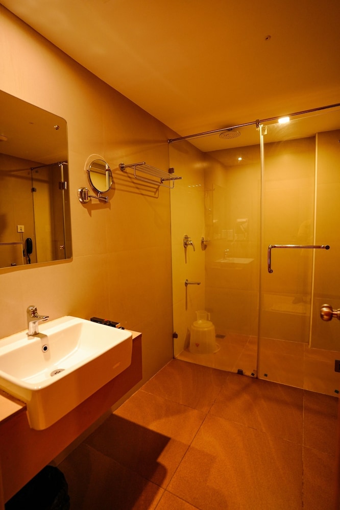 Hotel Indriya Wayanad 52/52