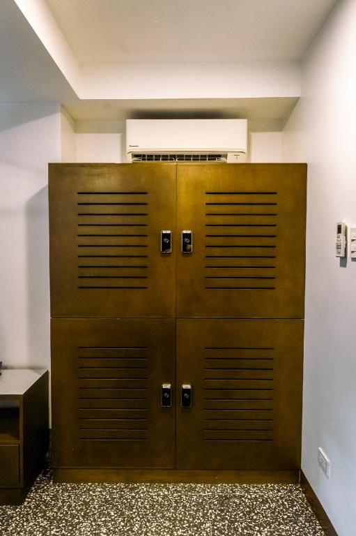 One Cristina Suites 10/49