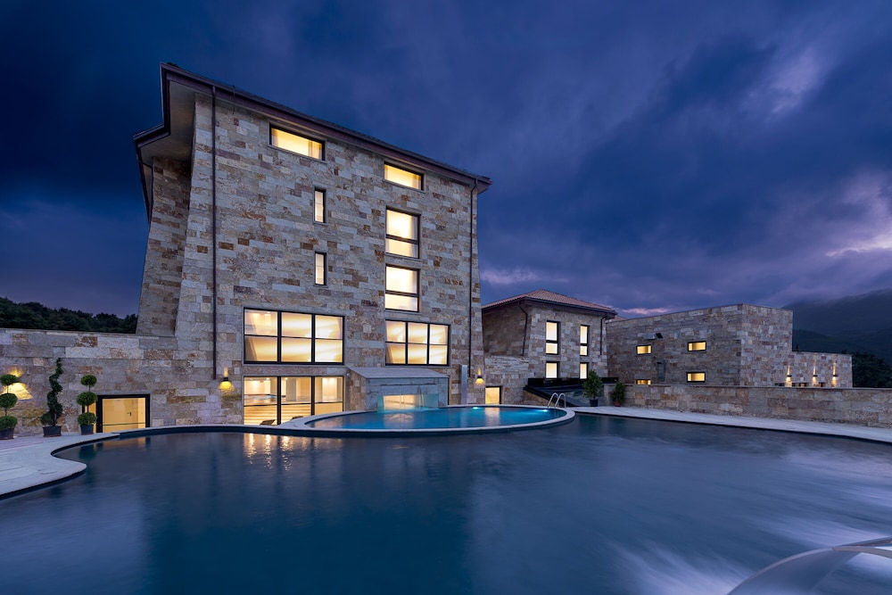 Aqua Montis Resort & Spa 2/50