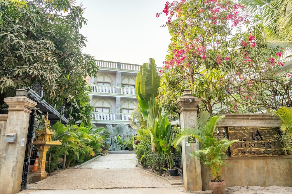 Reveal Angkor Boutique Hotel 64/66