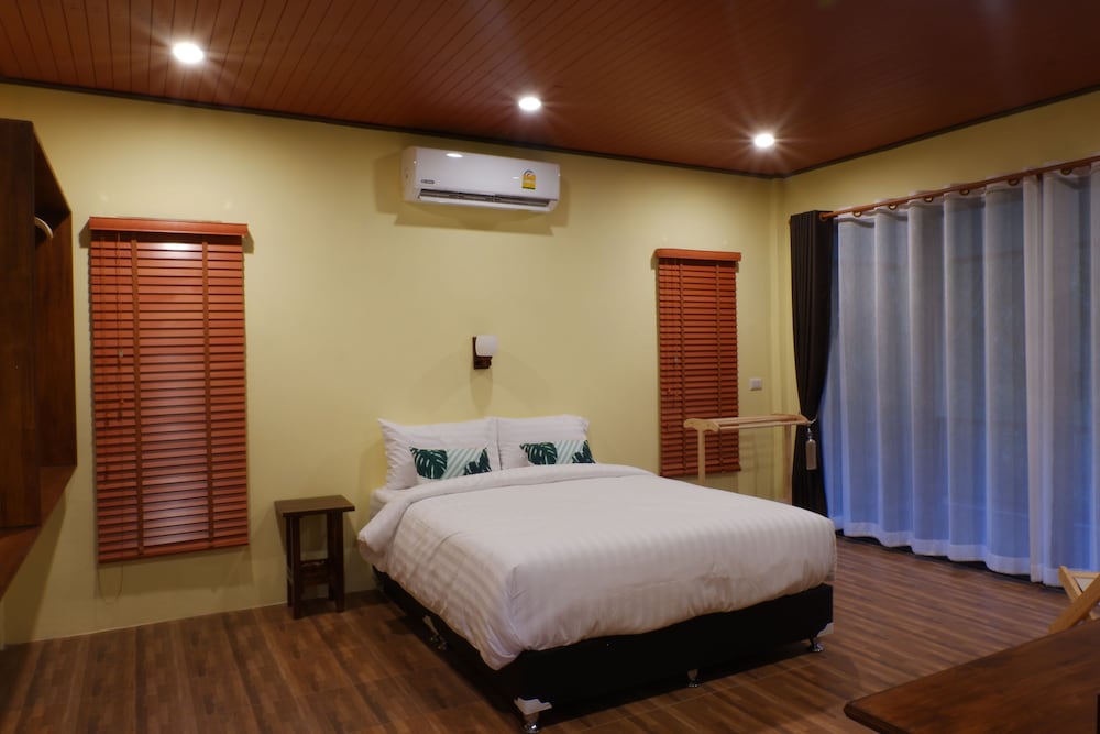 Art's Riverview Lodge 17/51