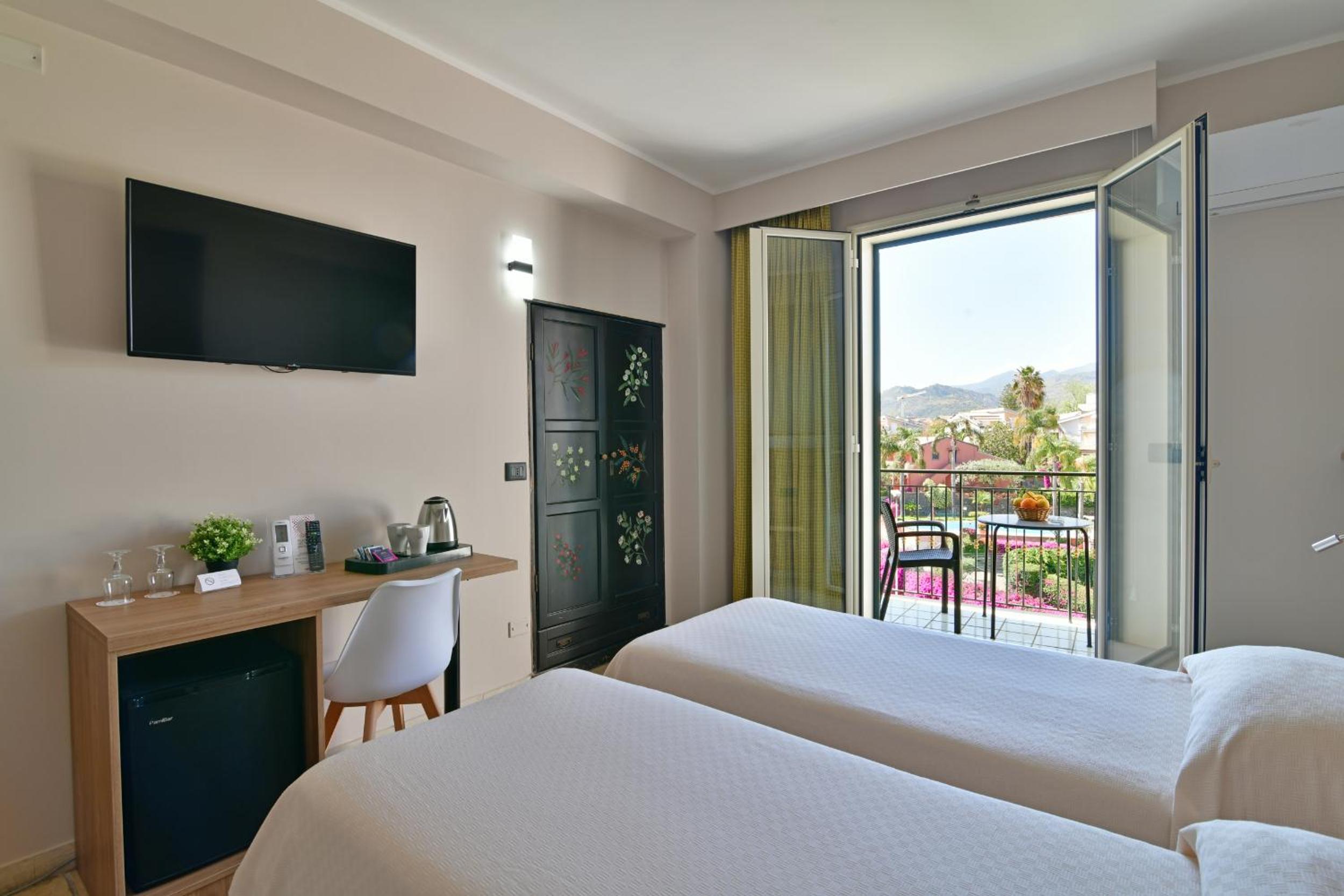 غرفة بسرير مزدوج أو سريرين منفصلين بشرفة، Villa Linda 9/10
