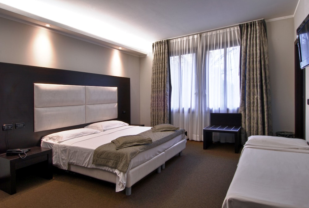 Hotel Villa Pannonia 13/50
