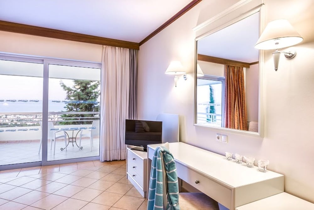 Kipriotis Aqualand Hotel 47/49