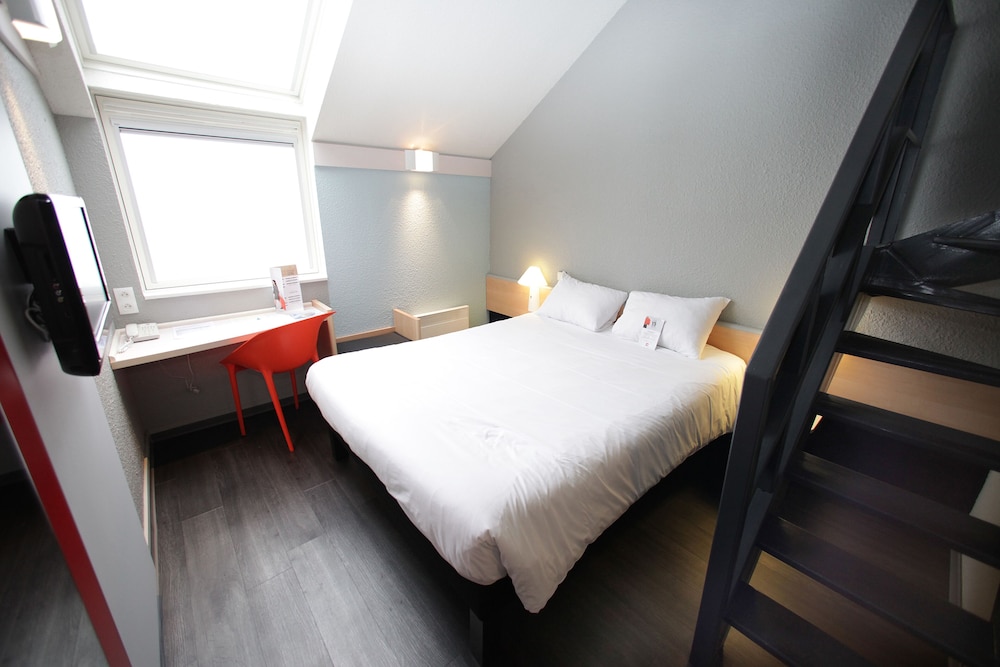 Ibis Granville Port De Plaisance 6/63