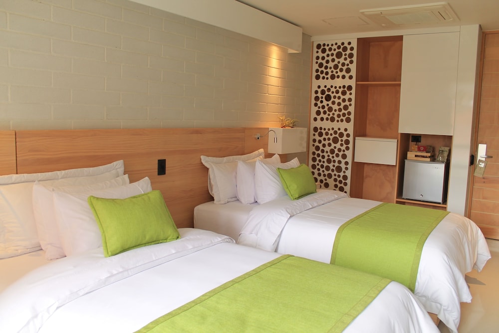 STANDARD, TWIN BEDS