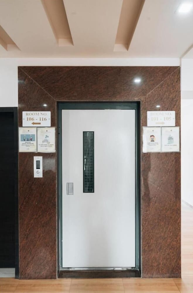 HOTEL KRUSHNA INN photo2