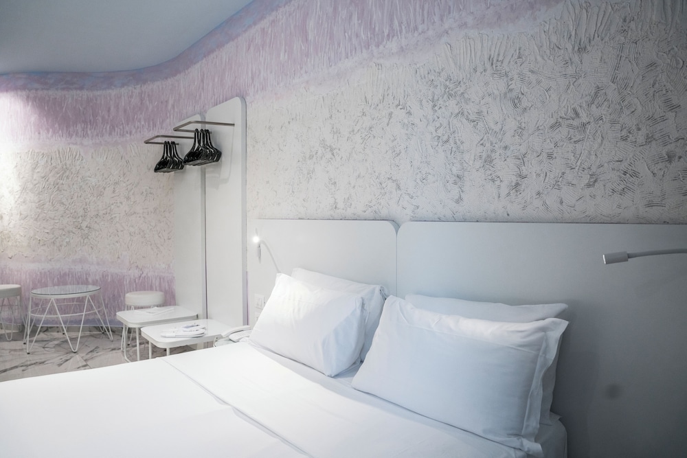 Soul Art Hotel 6/50