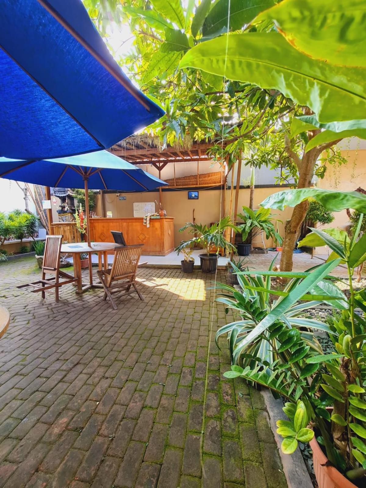 Ratu Guest House 12/18