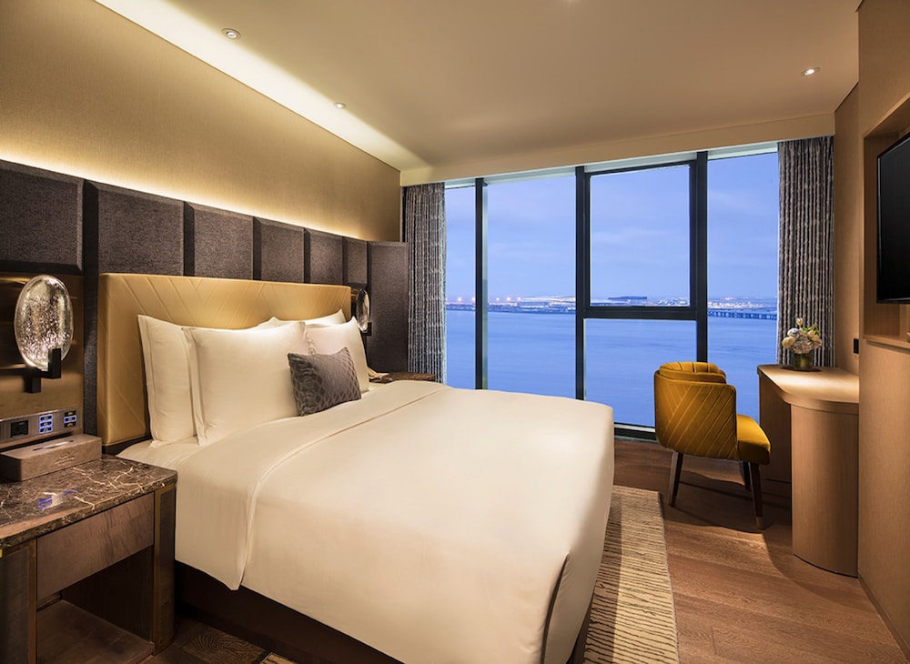 Grand Bay Hotel Zhuhai 4/50