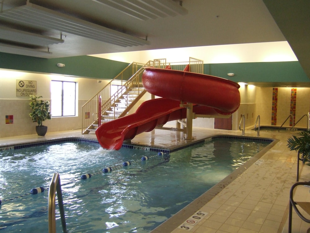 Holiday Inn Express Hotel Suites Loveland 33/56